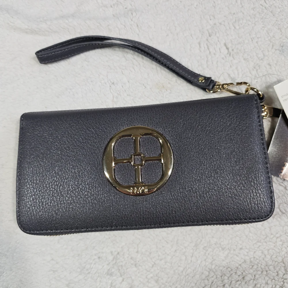 Iman Global Chic Logo Wallet Wristlet and Fringed Scarf Gift Set.
